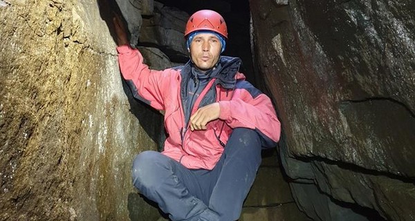Под горой Поп Иван нашли загадочную пещеру