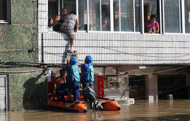 В результате тайфуна “Лекима” погибли 44 человека