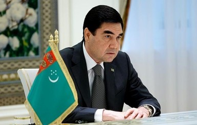 Президент Туркменистана хочет выкупить всю линейку российских лимузинов Aurus