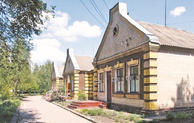 В Барановке есть вокзал, но нет железной дороги