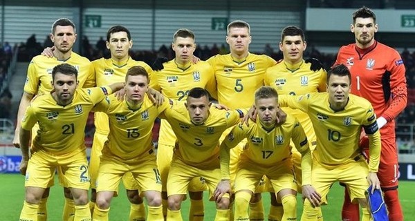 Сборная Украины по футболу определилась с составом на матчи с Литвой и Нигерией