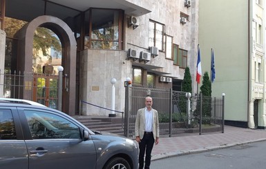 Новый посол Франции в Украине добирался до Киева на машине