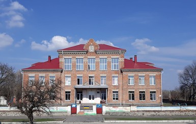 В одной из школ Кременчуга отменят звонки и введут должность диджея