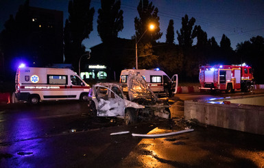 В Киеве на проспекте Победы произошло жуткое ДТП