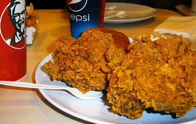 В KFC начнут продавать еду из искусственного заменителя мяса