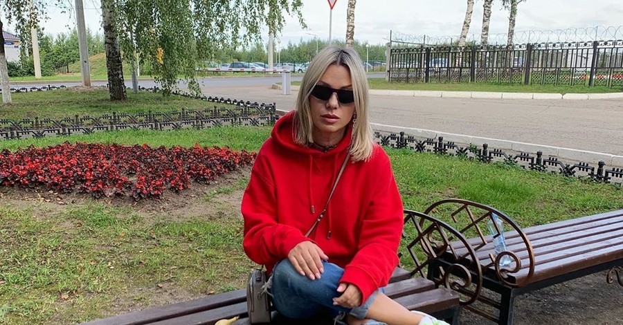 Ирина Салтыкова стала выглядеть ровесницей дочери