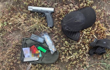 У задержанного в Киеве иностранца изъяли оружие и взрывчатку
