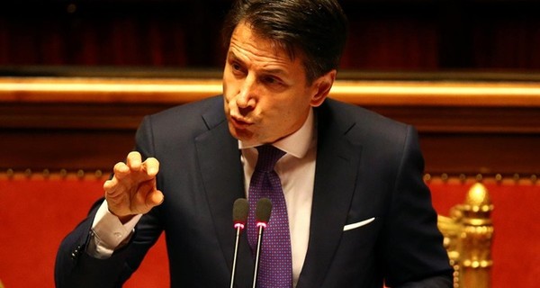 Политический кризис в Италии: досрочных выборов из-за ухода в отставку премьера не будет