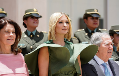 Пользователи высмеяли платье Иванки Трамп за 42 тысячи гривен