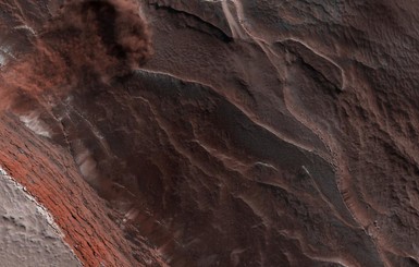 На Марсе сошла ледяная лавина
