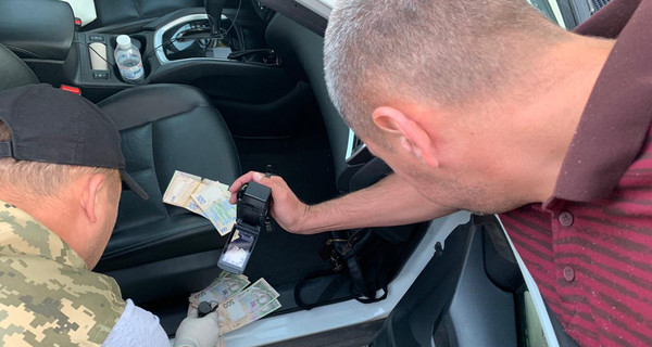 В Краматорске на взятке поймали подполковника погранслужбы 