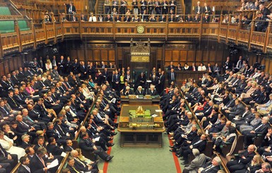 Парламент Великобритании ушел на самый длительный перерыв в своей истории 