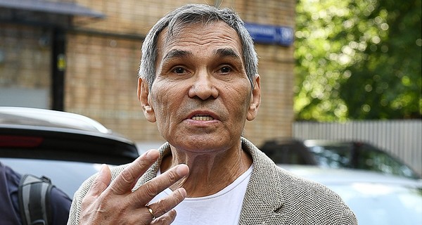 Водка помогла Бари Алибасову прийти в суд с производителем 