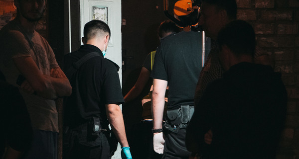 В Киеве иностранец убил экс-супругу у входа в квартиру