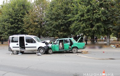 В Черновцах столкнулись Fiat и ВАЗ, погибли два человека  