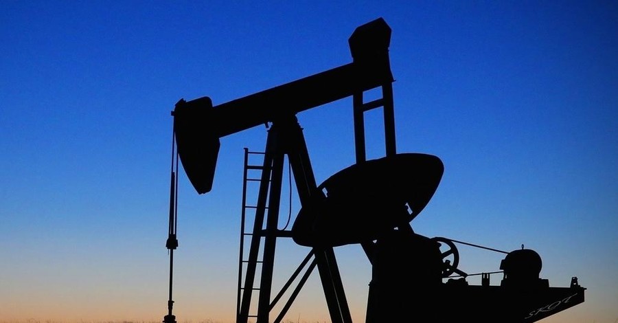 Нефть подорожала после теракта. Как это повлияет на мировую и украинскую экономику