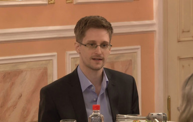 Сноуден призвал чиновников не пользоваться WhatsApp и Telegram