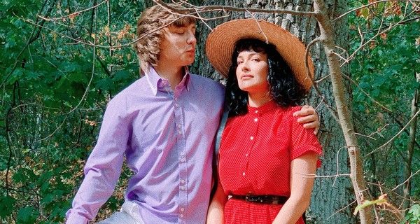 Даша Астафьева неделю жила вместе с участниками группы 