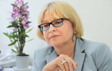 Амосова подала в суд на Супрун за обвинение в нападении на экс-главу МОЗ и ее мужа