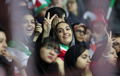 В Иране спустя 40 лет женщинам снова разрешили ходить на футбол