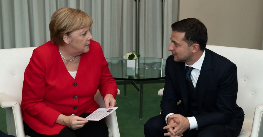 Зеленский и Меркель обсудили 