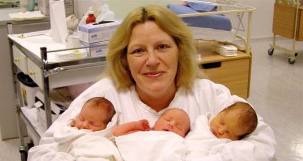 В Британии старейшая в мире суррогатная мать родит 16-го ребенка