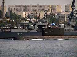 Россия готова платить больше, лишь бы Черноморский флот не выгоняли из Крыма 