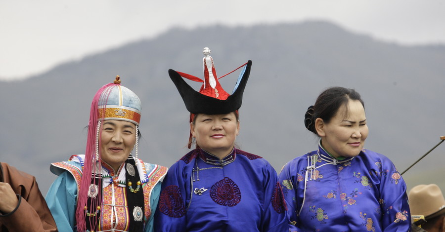 Программа Кабмина: дадут безвиз в Монголию и прикажут долго жить
