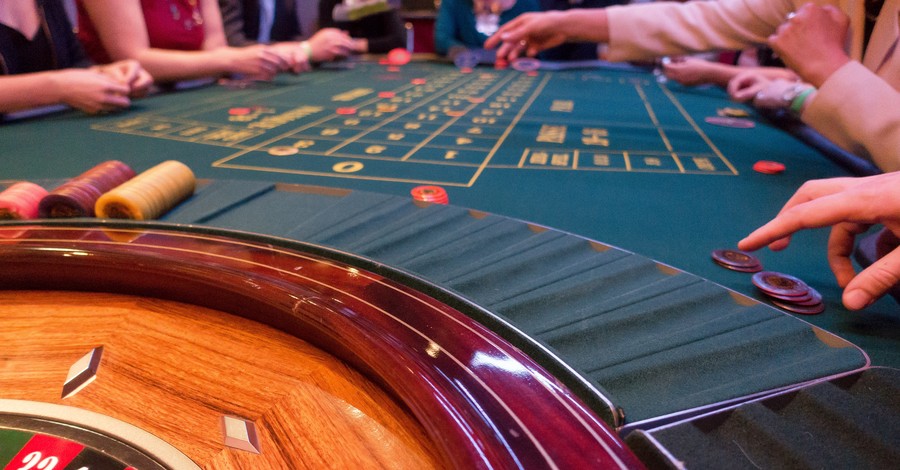 Сколько денег в казино скачать без регестрации игровые автоматы