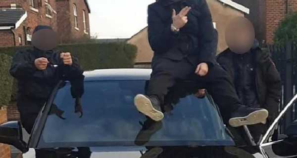 В Великобритании банду воров вычислили по Фейсбуку