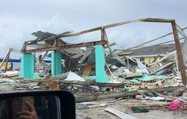 На Багамах после урагана 