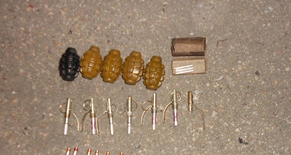 Житель Кропивницкого хранил в гараже схрон боеприпасов 