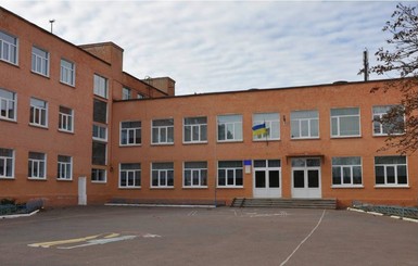 В Чернигове 9 школьников попали в больницу из-за распыленного баллончика
