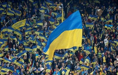 Зеленский поздравил украинских футболистов с победой