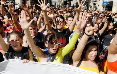 Украинцы от путевок в Барселону не отказываются