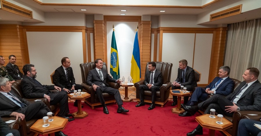 В Японии Зеленский встретился с президентами Казахстана и Бразилии