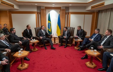 В Японии Зеленский встретился с президентами Казахстана и Бразилии