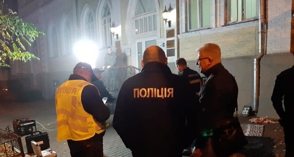 Полиция опубликовала видео с моментом взрыва гранаты в Киеве