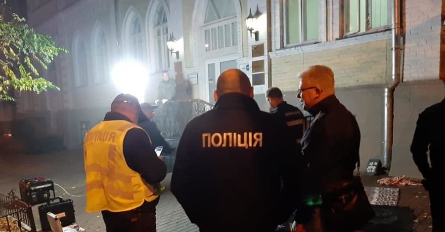 Полиция опубликовала видео с моментом взрыва гранаты в Киеве