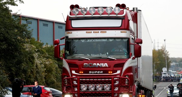 39 погибших в грузовике оказались китайскими мигрантами, которые замерзли до смерти 