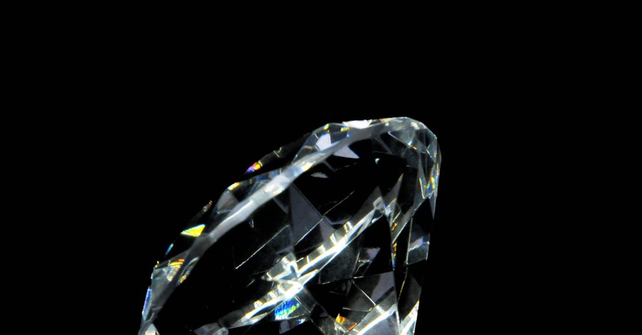 В Японии на выставке украли бриллиант стоимостью почти 2 миллиона долларов