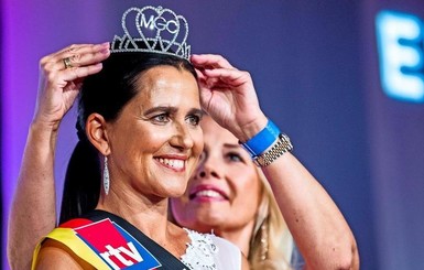 Конкурс красоты “Мисс Германия 50+” выиграла физиотерапевт Татьяна Юнгер