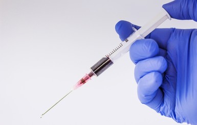 Вакцина от дифтерии, которой укололи депутатов, может не сработать