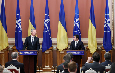 Вступление Украины в НАТО: отказ Альянса или нежелание Киева?