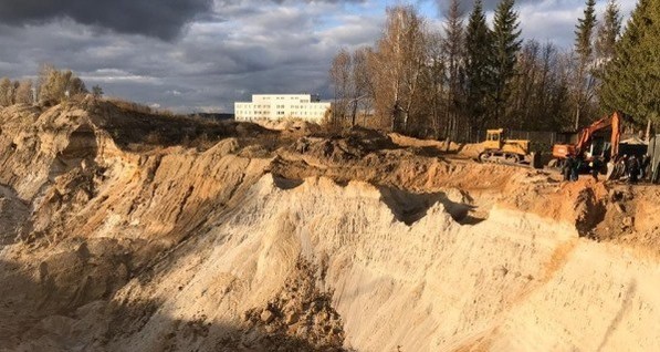 В Тернополе обнаружили крупный нелегальный песчаный карьер