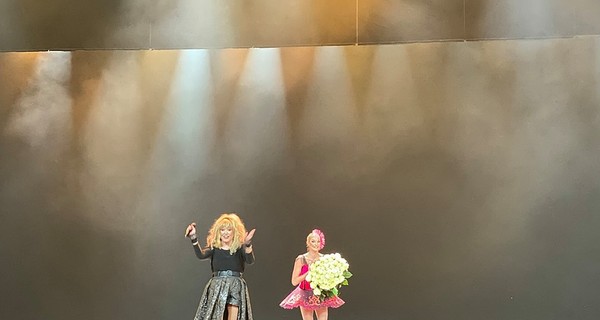 Концерт Пугачевой в Минске: конфеты от Лукашенко и шпагат от Волочковой