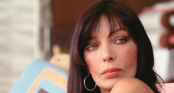 Мари Лафоре мечтала быть монахиней, а стала звездой