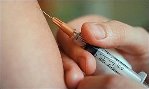Индийская вакцина не подошла нам из-за «расовых отличий»? 