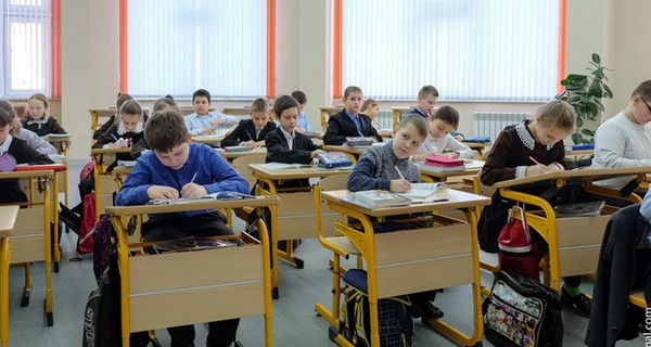 Кабмин заплатит 3,5 миллиарда гривен лучшим школам в Украине и увеличит зарплаты педагогам