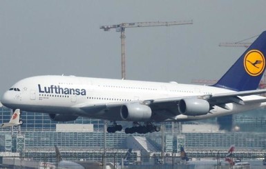 Авиазабастовка в Германии: отменено 1300 рейсов, пострадают 180 тысяч пассажиров